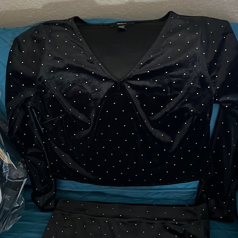 NWOT skirt set